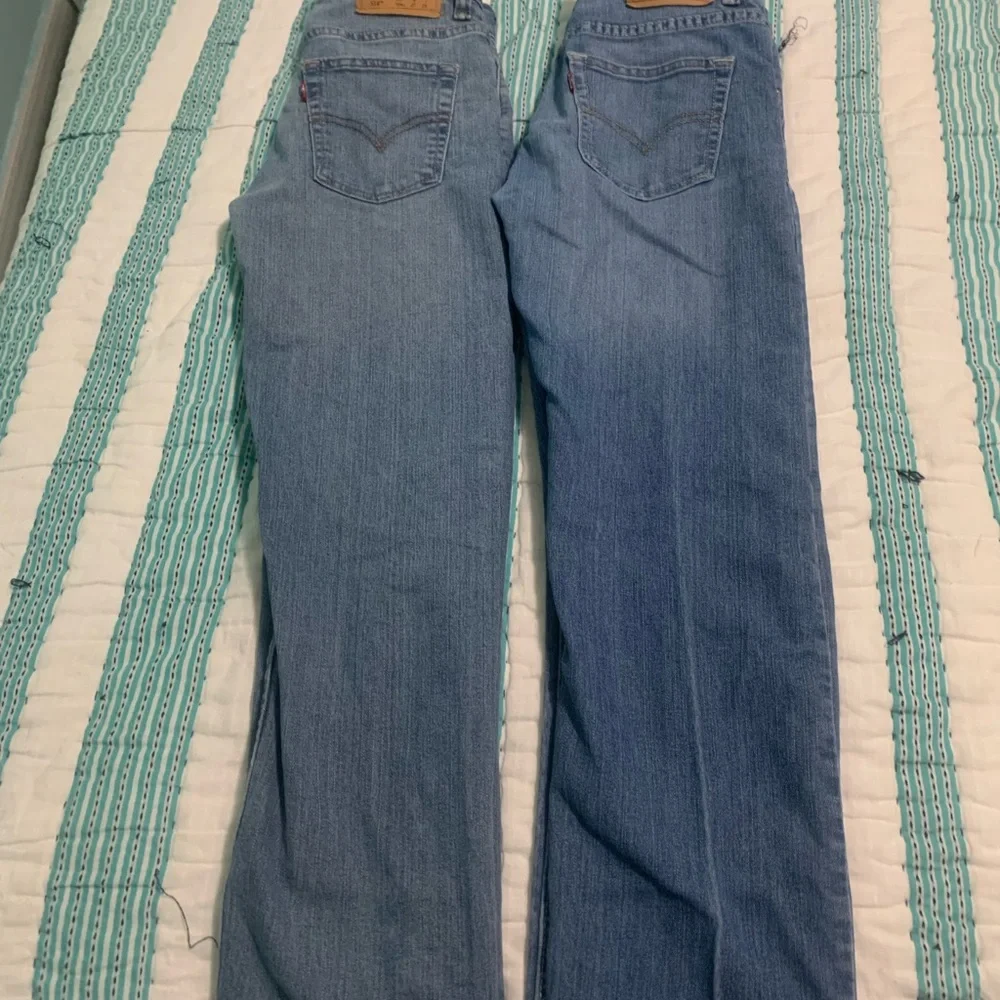 Bundle of two pairs if Levis 514 size 14, waist 27, Length 29 - Picture 4 of 6